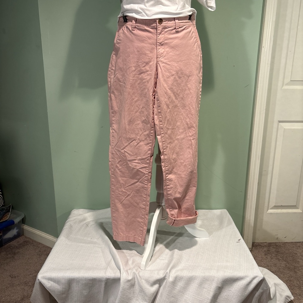 Women’s soft Pink Cropped chino Pants size 8 w/stretch